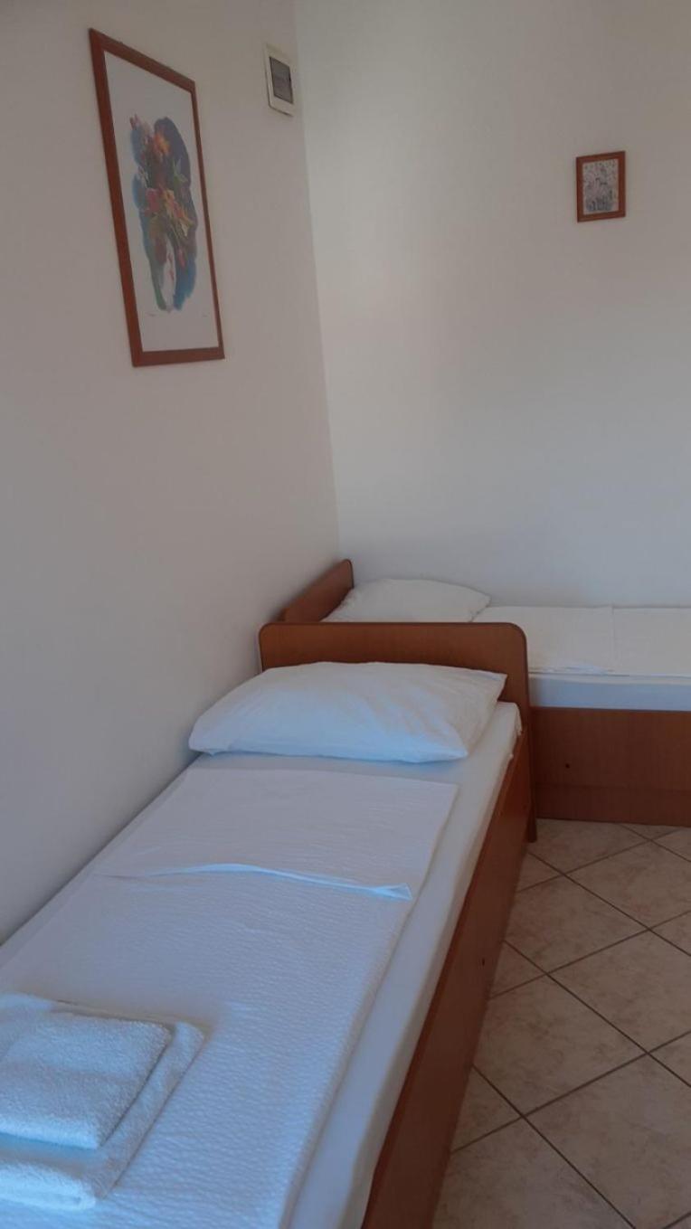 Apartments Dobri - 500M From Beach Nin Εξωτερικό φωτογραφία