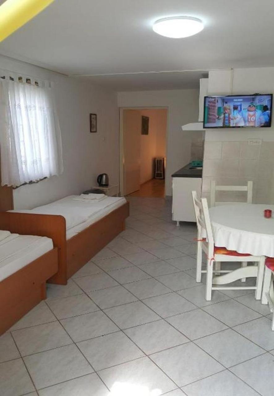 Apartments Dobri - 500M From Beach Nin Εξωτερικό φωτογραφία